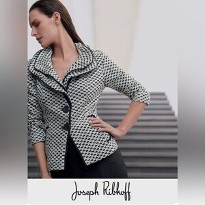 Joseph Ribkoff Gold and Black Flex Blazer Size 6